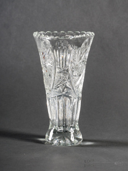 Rosette vase Ząbkowice Glassworks