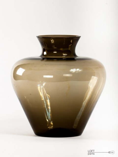 Wilhelm Wagenfeld vase